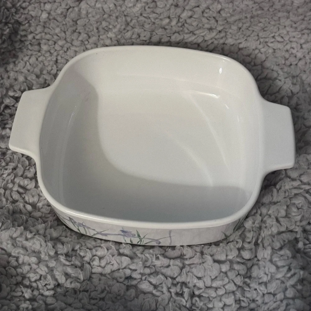 Corning Ware Vintage Shadow Iris Dish 1 liter Saucepan